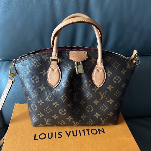 Louis Vuitton Boetie PM - Picture 12 of 16